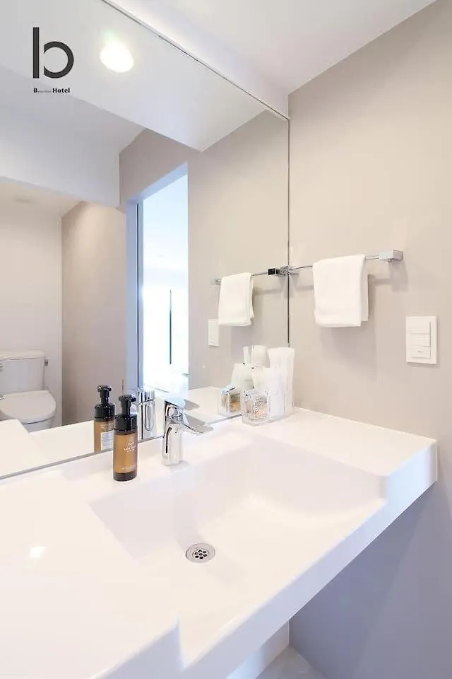 Bhotel Heiwaodori 602 - Huge Apt In Famous Hiroshima Dori For 6P アパート